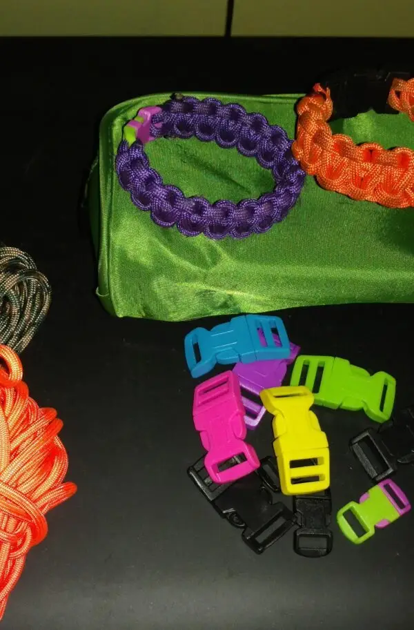 Paracord bracelet